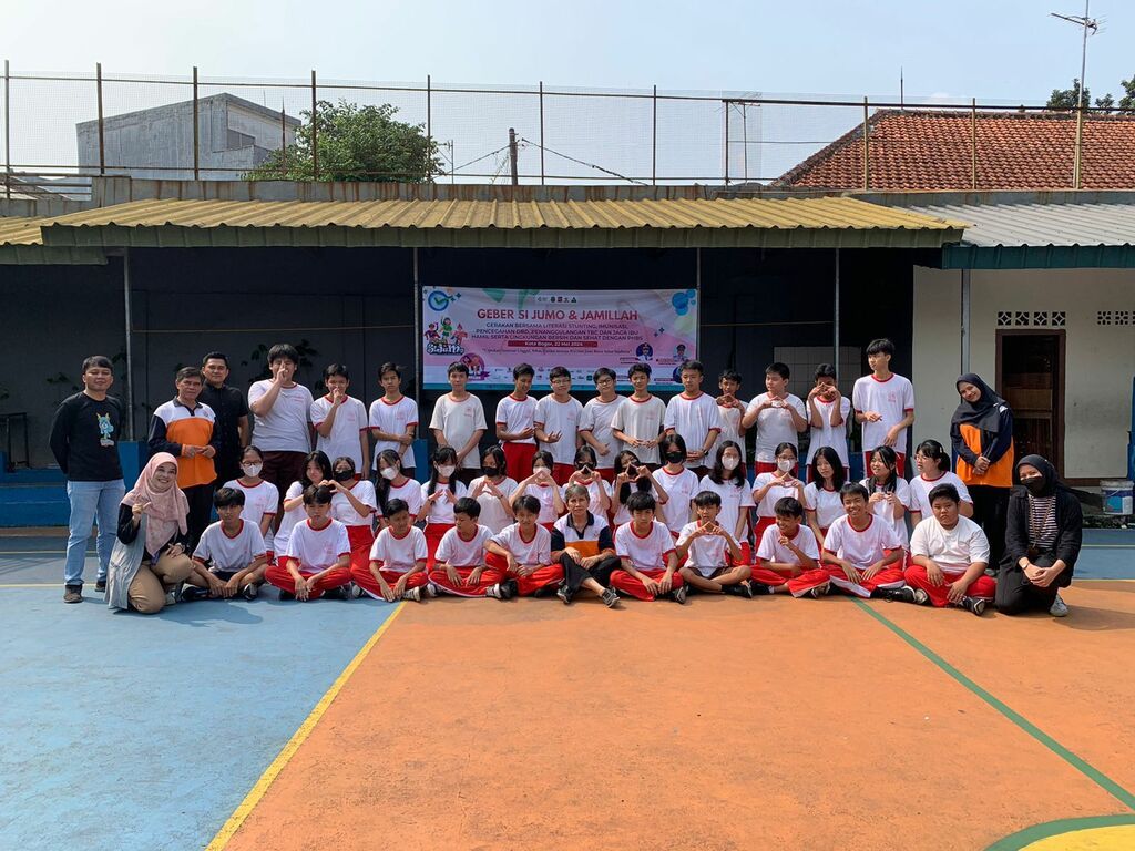 Keluarga besar Sekolah Ananda Bogor